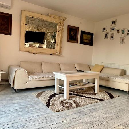 Mala Oaza Apartment ชาชาค ภายนอก รูปภาพ